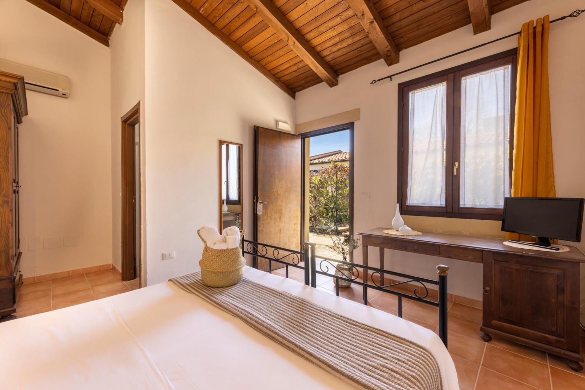 Tenuta Santicuti Acaya Buitenkant foto