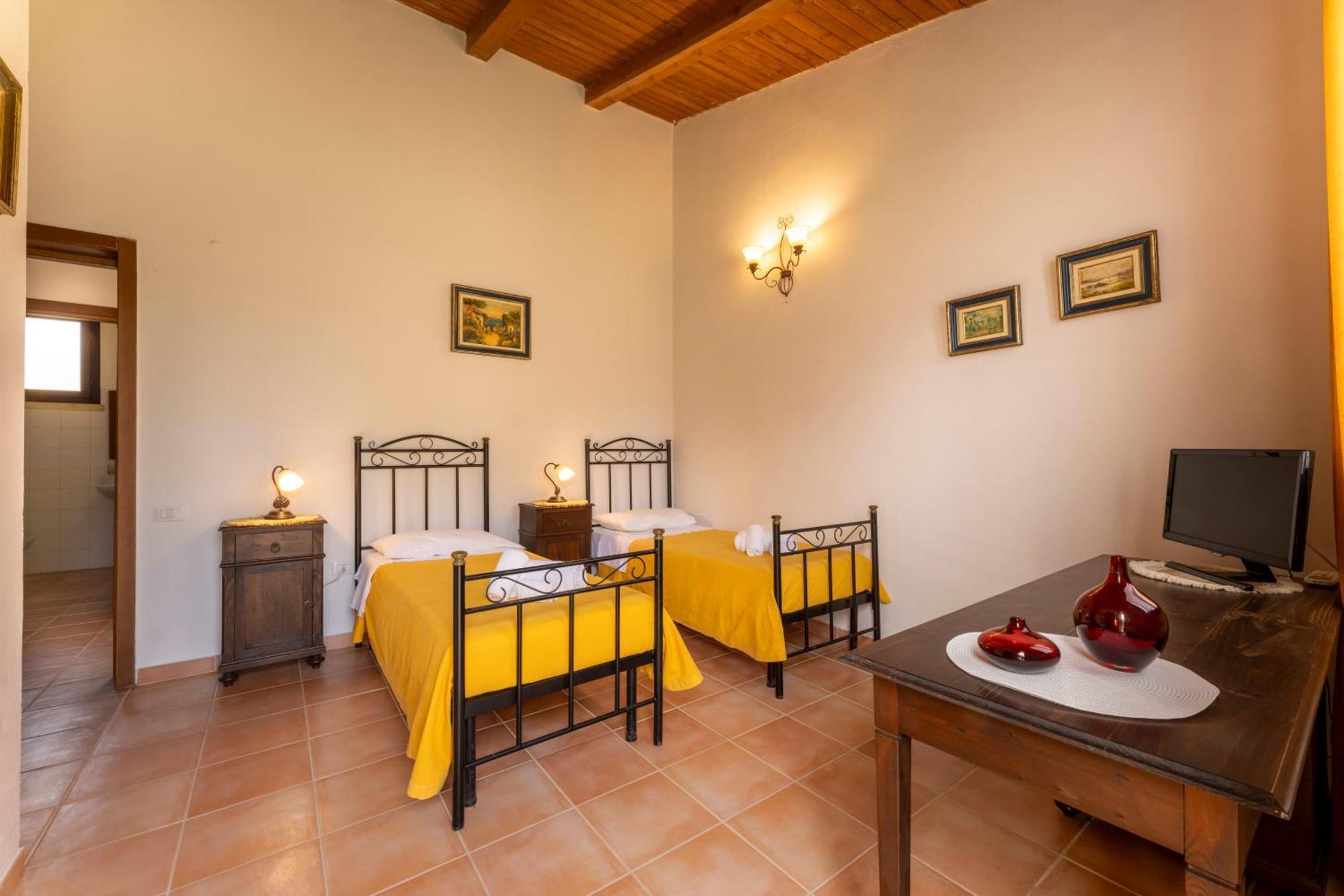 Tenuta Santicuti Acaya Buitenkant foto
